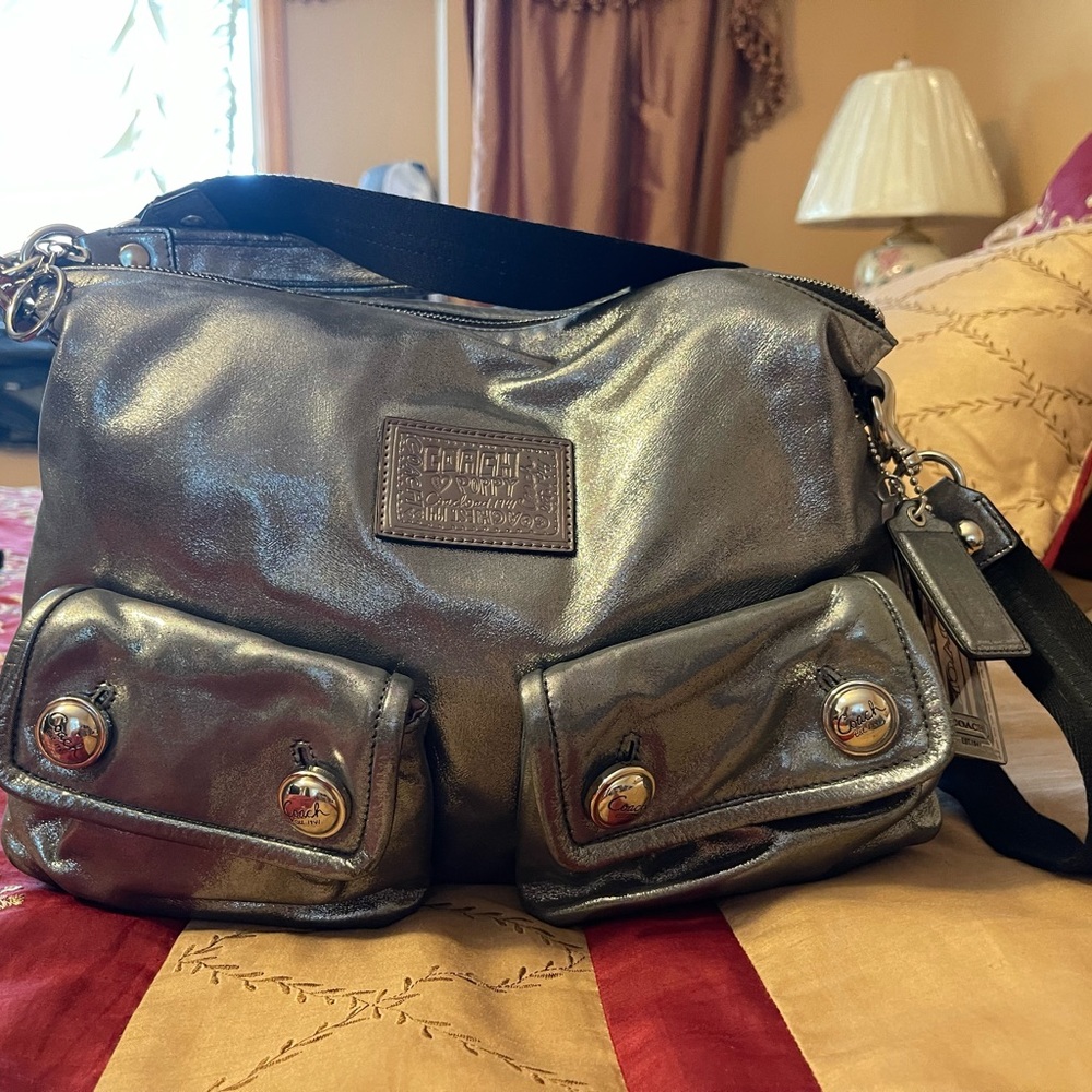 Vintage - Coach Crossbody - Very Rare - pre- owned - mint condition - authentic